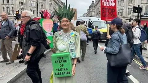 Thousands Protesters Assemble in Downtown London to Oppose President Trump's Second State Visit